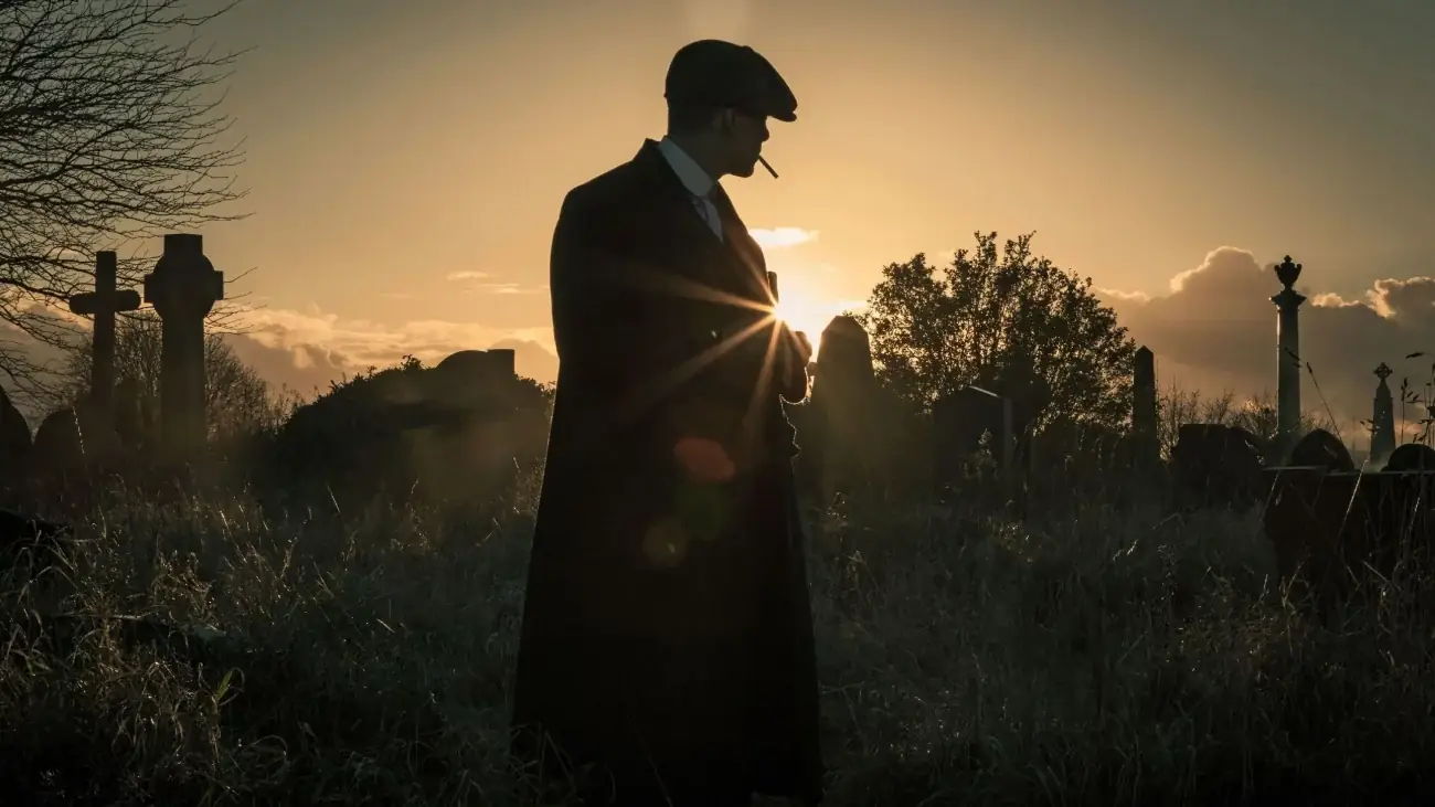 Peaky Blinders (2013) — background