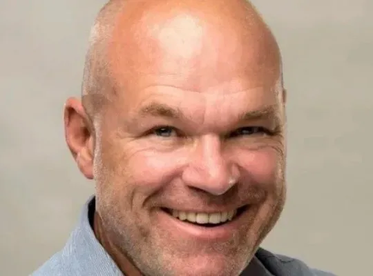 Uwe Boll is raising funds for a sequel to the horror film 'House of the Dead'.
