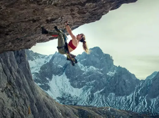 The Cliffhanger reboot is at risk due to financial issues with the distributor.The Cliffhanger reboot is at risk due to financial issues with the distributor.