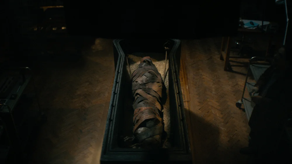 Lee Cronin's The Mummy (2026) — background